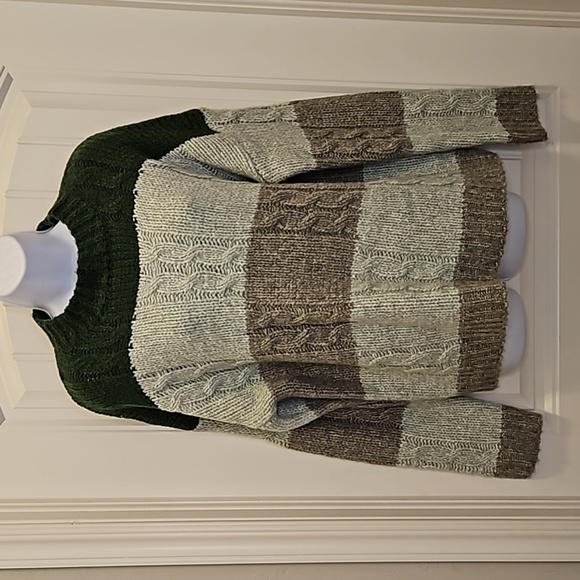 Doe & Rae Sweaters - *NWOT* Doe & Rae Oversized Chunky Sweater